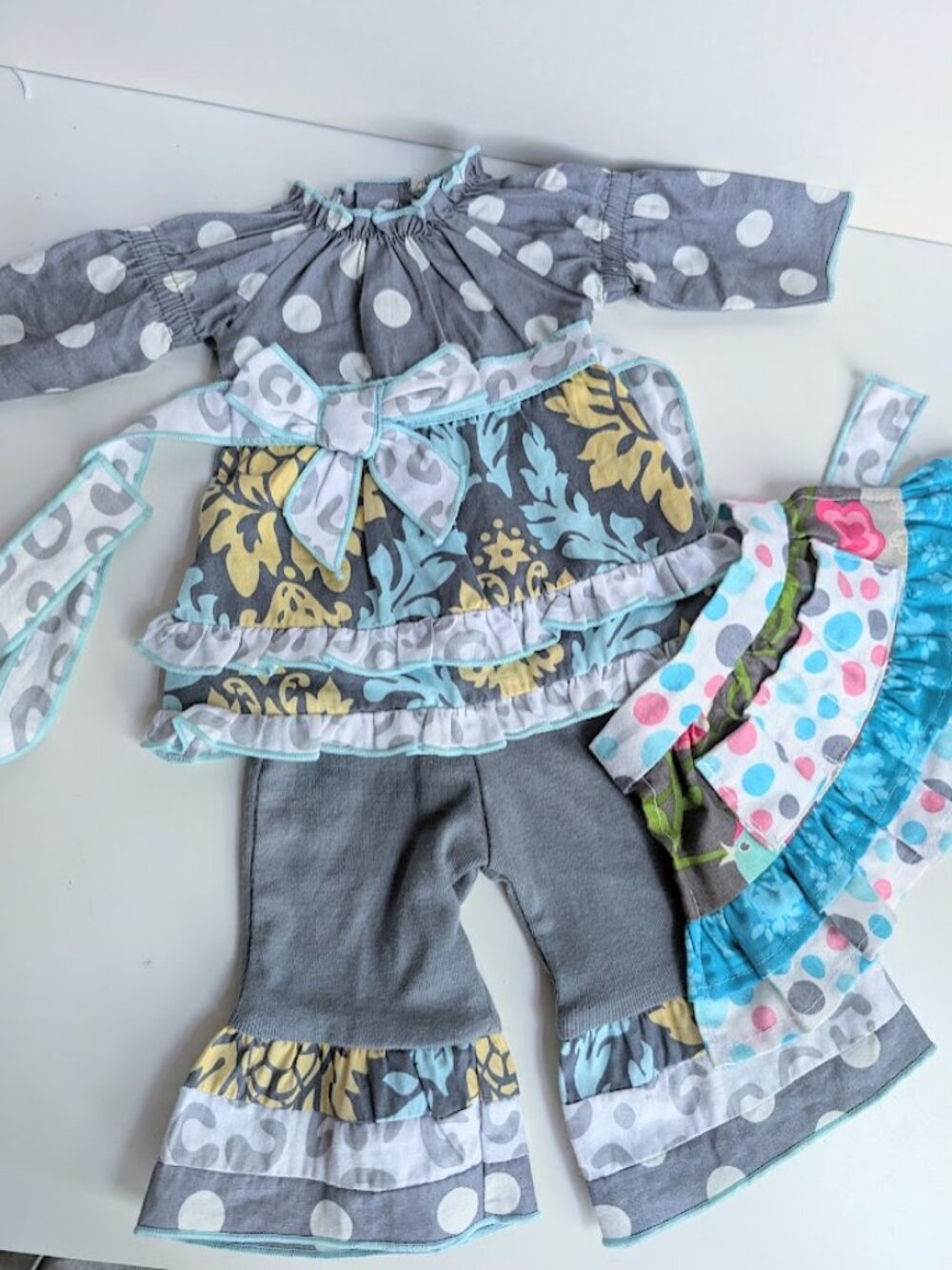 Ann Loren by Jess Kidz 18" Doll Clothes Ruffle Tunic & Bell Bottoms Outfit Set